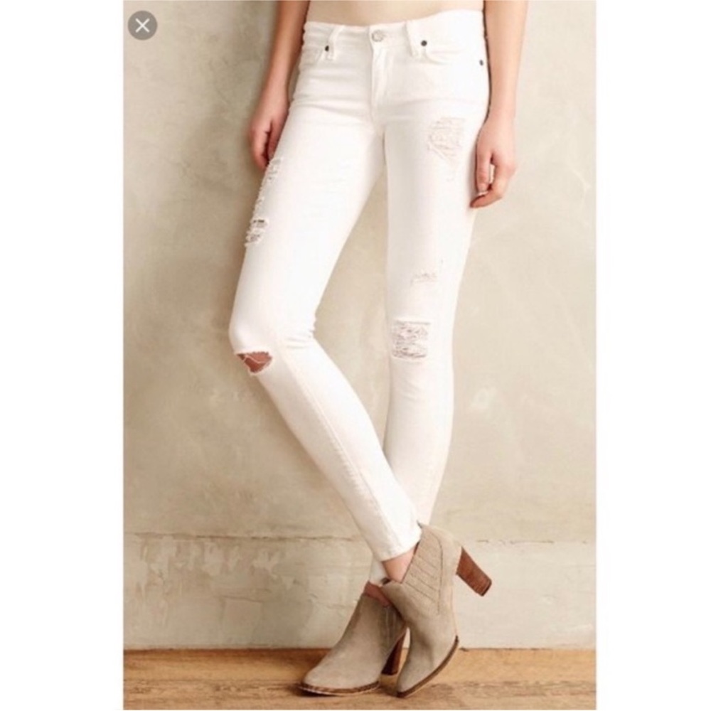 Paige denim white skinny jeans! Stretchy & sexy